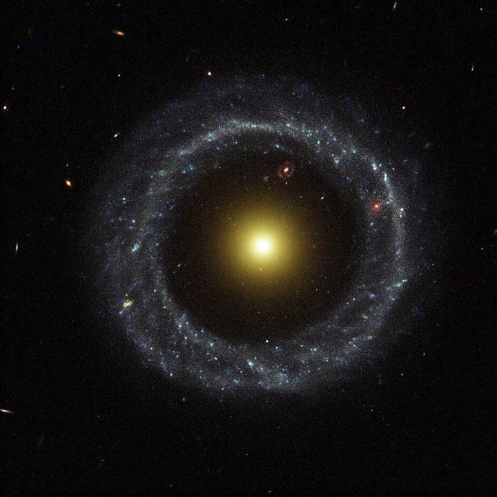 Hoag's Object (PGC 54559)