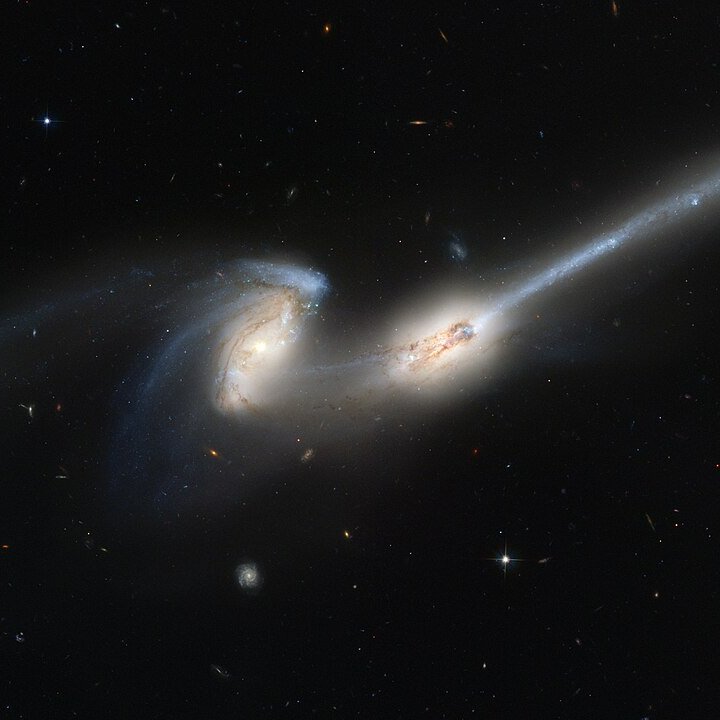 The Mice Galaxies (NGC 4676A/B • Arp 242)