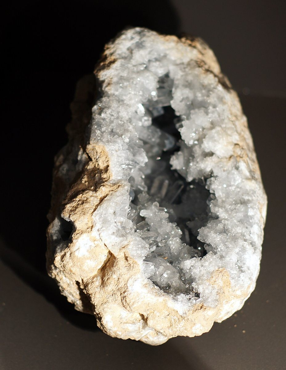 Photograph of Celestite (Celestine) (SrSO₄ • Orthorhombic Strontium Sulfate)