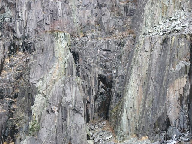 Photograph of Chlorite Green Slate (Chlorite-Bearing Low-Grade Cleaved Metapelite)