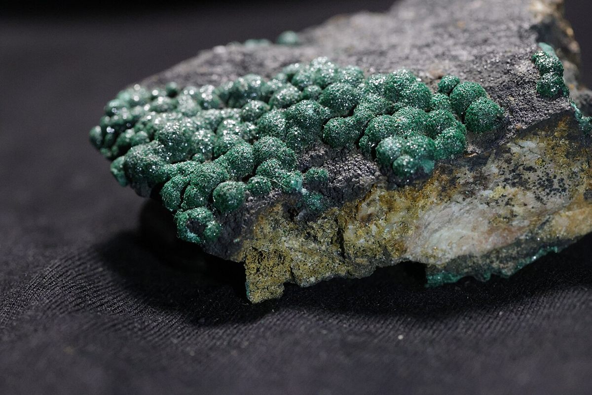 Photograph of Malachite (Cu₂CO₃(OH)₂ • Monoclinic Copper Carbonate)